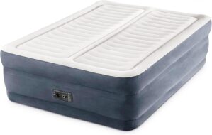 Intex King Air Mattress, Dura-Beam Deluxe 22″ Dual Zone Inflatable Bed with Built-in Pump